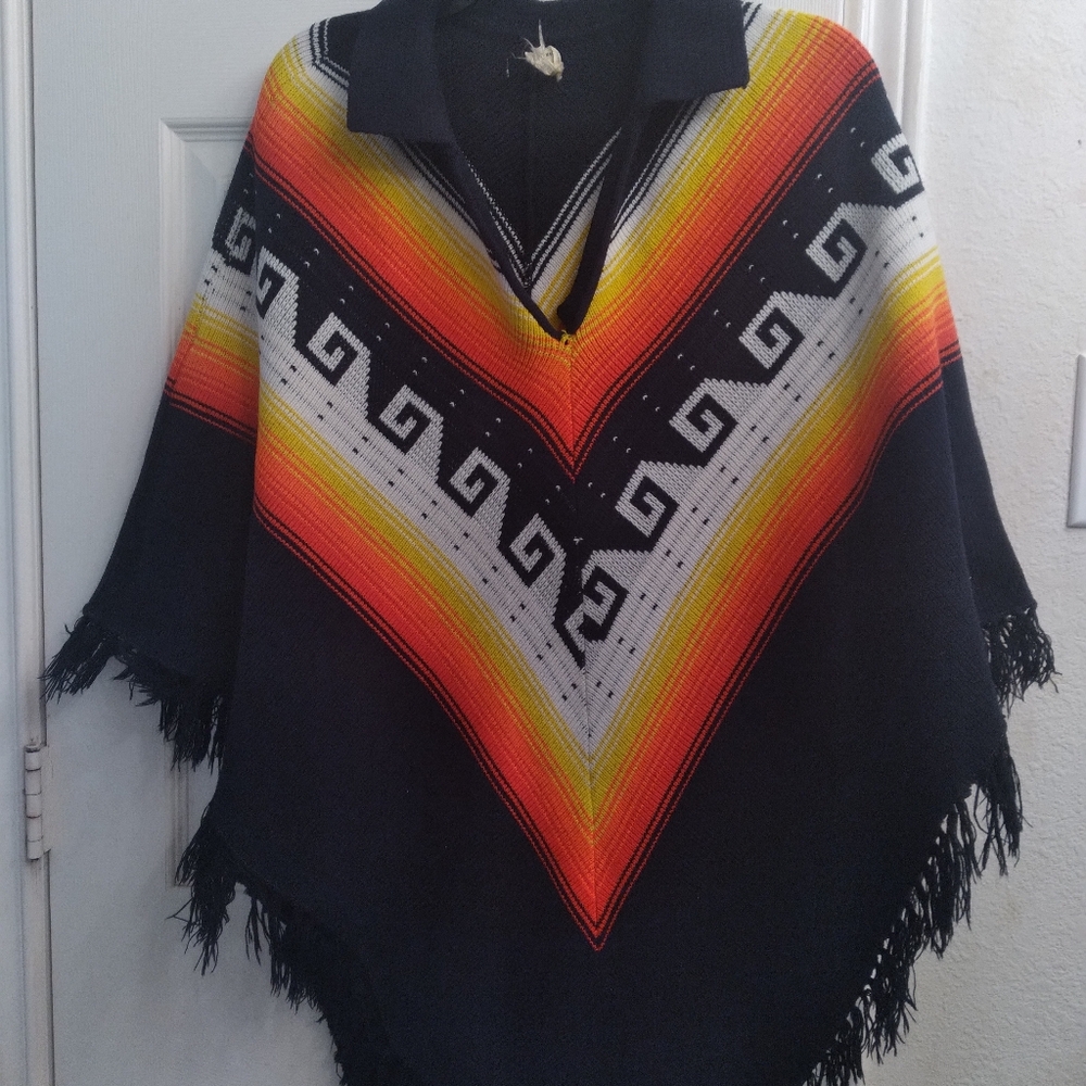 Vintage‎ Southwestern Aztec Poncho Black Rainbow Striped Fringe Boho Wrap